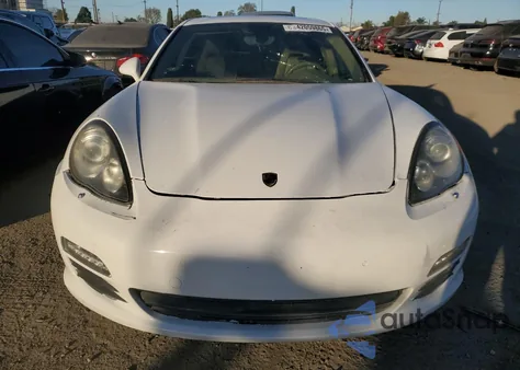 2012 Porsche Panamera 4 z USA, uszkodzony, nr VIN WP0AA2A70CL013973